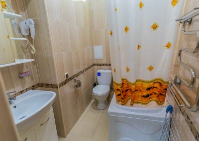 Двухместный улучшенный номер в санатории им.И.М.Сеченова в городе Ессентуки - фотография