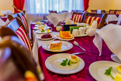 Обеденный зал в санатории им.И.М.Сеченова в городе Ессентуки - фотография