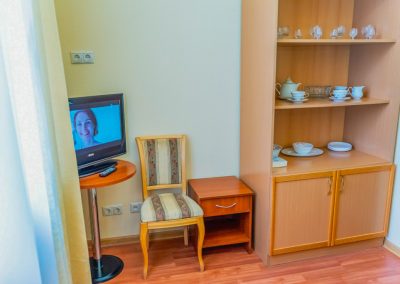 Номер полулюкс в санатории им.И.М.Сеченова в городе Ессентуки - фотография