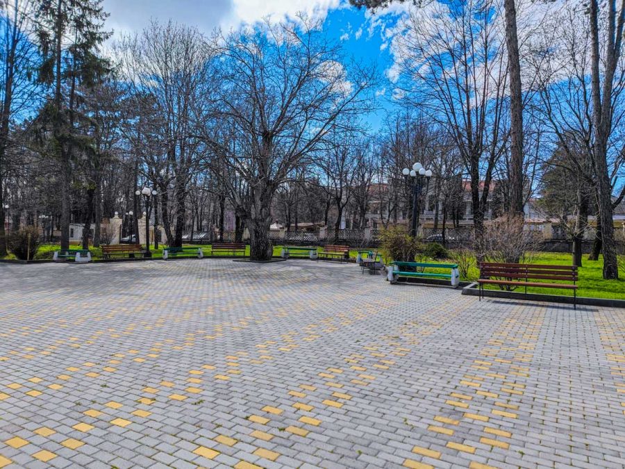 Территория в санатории им.И.М.Сеченова в городе Ессентуки - фотография