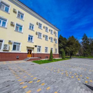 Корпус санатория им.И.М.Сеченова в городе Ессентуки - фотография