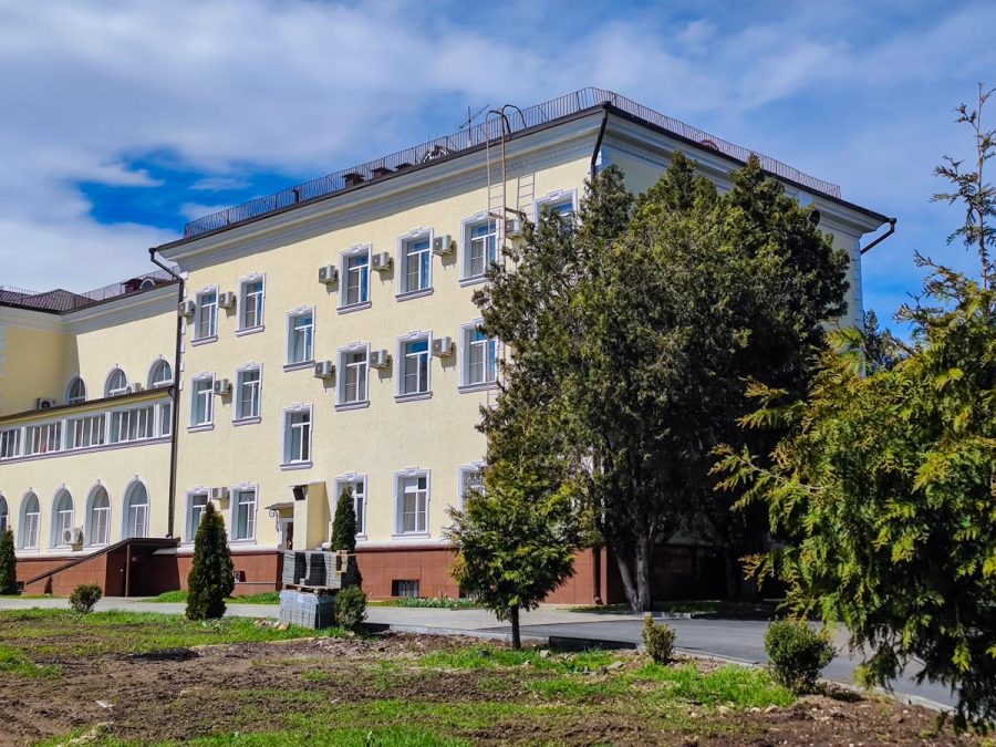 Корпус санатория им.И.М.Сеченова в городе Ессентуки - фотография