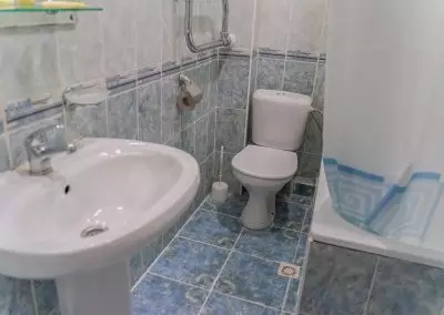 Двухместный номер стандарт в санатории им.И.М.Сеченова в городе Ессентуки - фотография