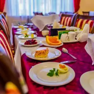 Обеденный зал в санатории им.И.М.Сеченова в городе Ессентуки - фотография